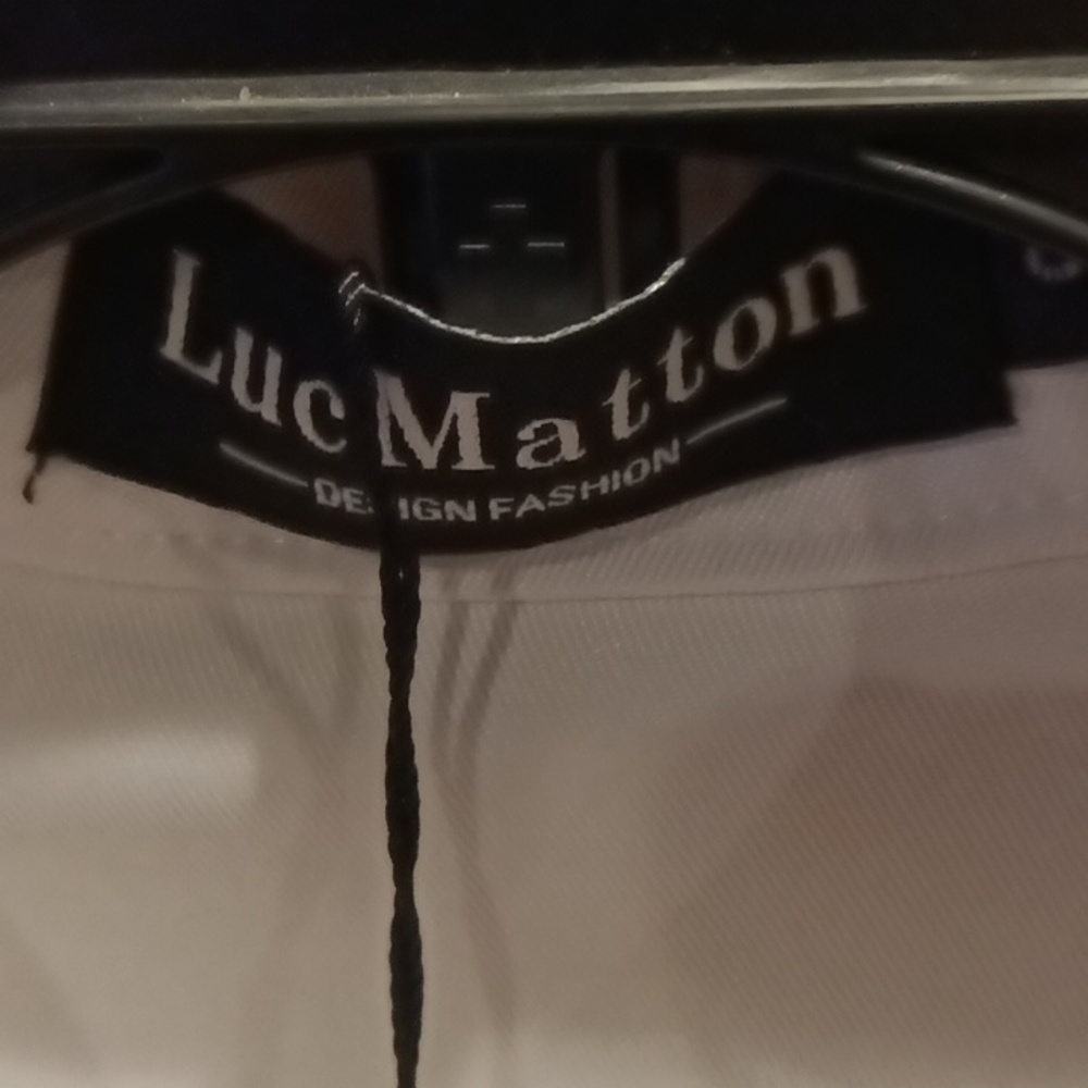 NWT Luc Matton white/gold 3/4 sleeve blouse w patterned print design Size Small